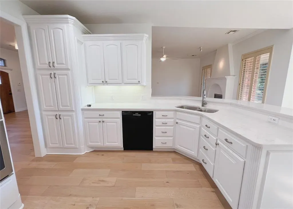 Photo 11 — 3124 Viewmont Court, Edmond, OK 73003