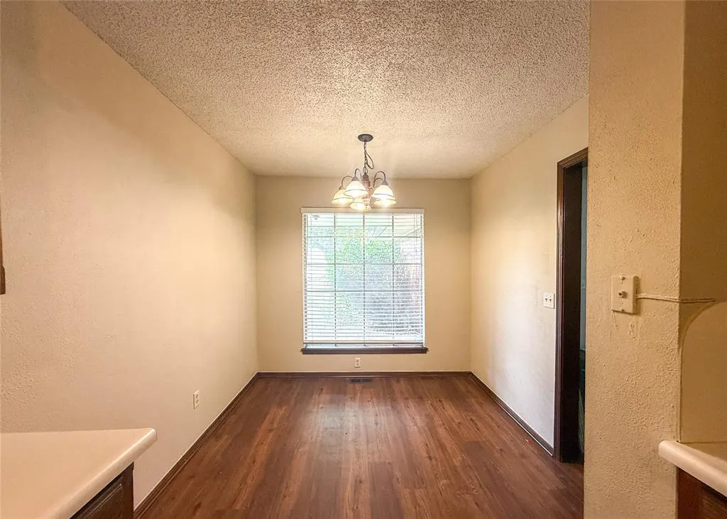Photo 2 — 101 Sahoma Terrace, Edmond, OK 73013