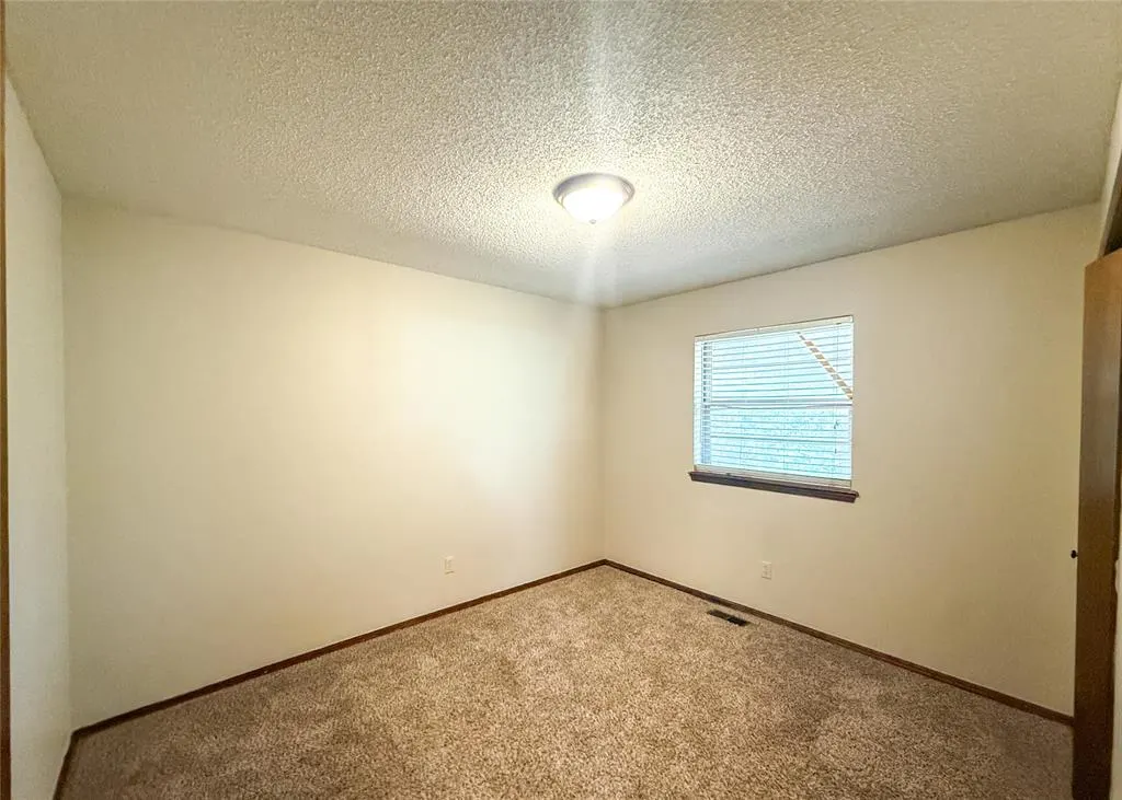 Photo 14 — 101 Sahoma Terrace, Edmond, OK 73013