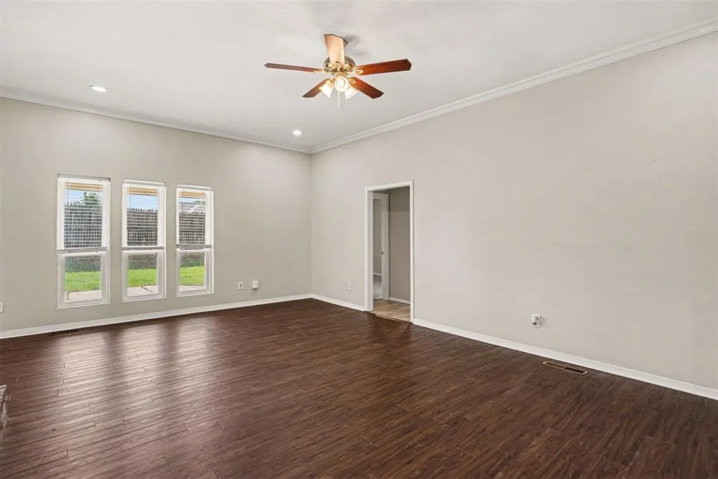 Photo 3 — 16721 Sumac Drive, Edmond, OK 73012