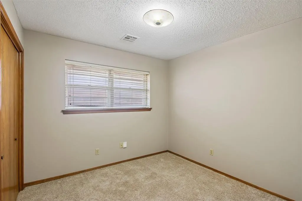 Photo 21 — 1212 SW 72nd Street, Oklahoma City, OK 73139
