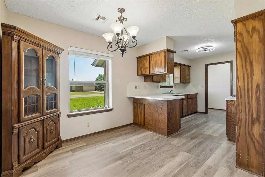 Photo 13 — 2127 NE Van Buren Avenue, Piedmont, OK 73078