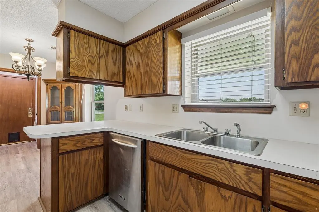 Photo 19 — 2127 NE Van Buren Avenue, Piedmont, OK 73078