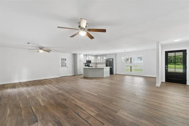 Photo 8 — 20699 Hensel Street, Harrah, OK 73045