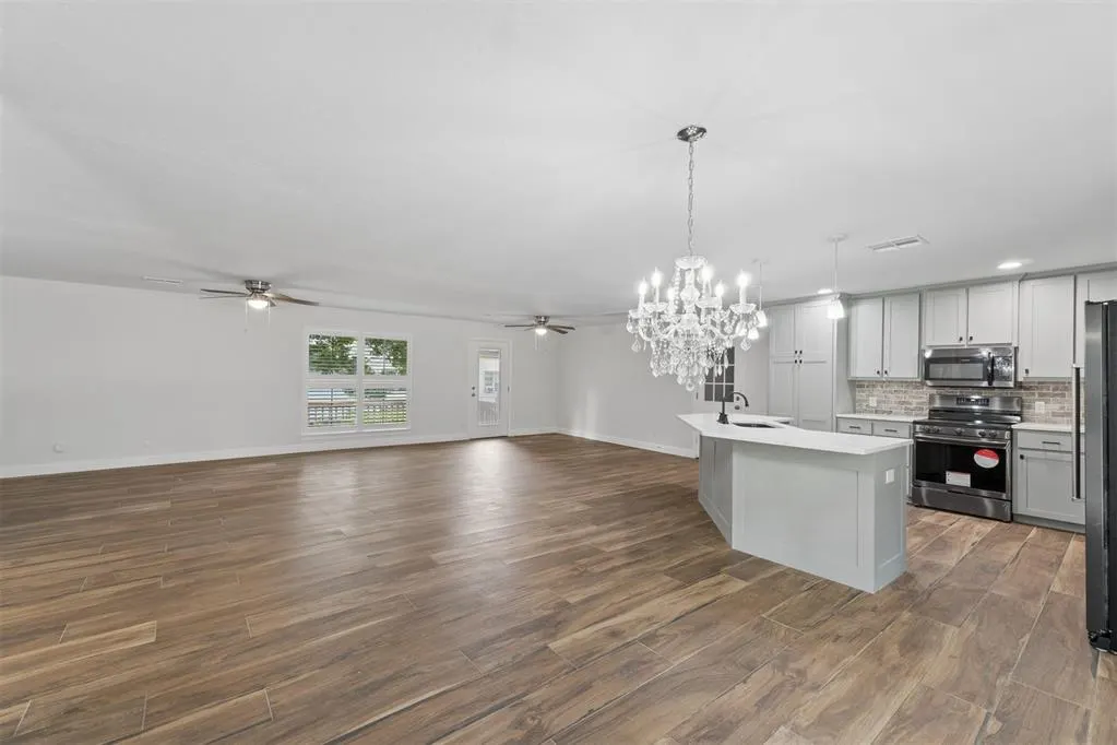 Photo 13 — 20699 Hensel Street, Harrah, OK 73045