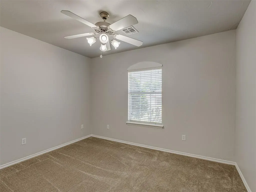 Photo 34 — 700 Taber Lane, Edmond, OK 73003