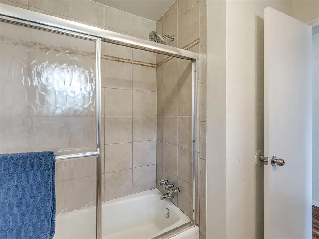 Photo 39 — 222 Shadybrook Place, Midwest City, OK 73110