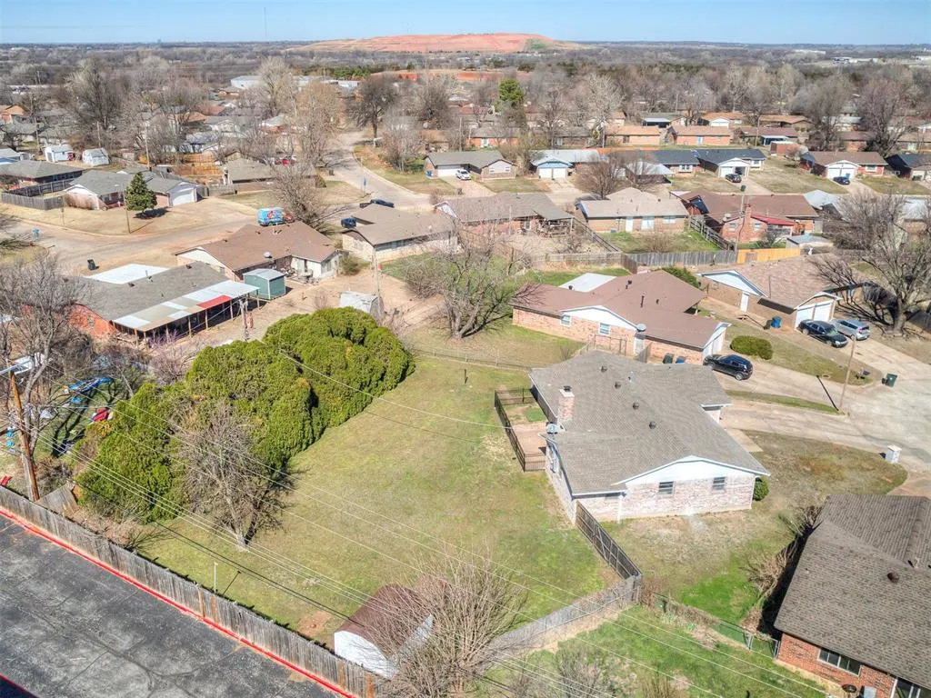 Photo 48 — 222 Shadybrook Place, Midwest City, OK 73110
