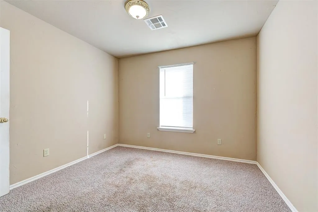 Photo 24 — 713 S Locust Street 713-725, Guthrie, OK 73044