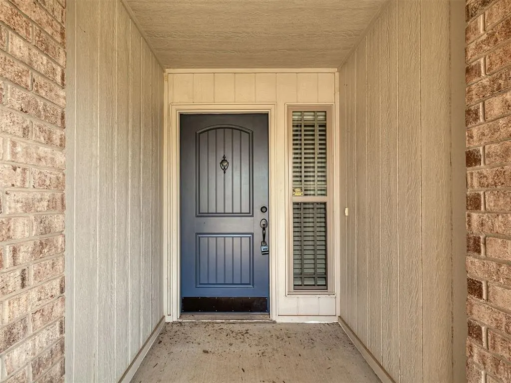 Photo 5 — 13233 SW 3rd Street, Yukon, OK 73099