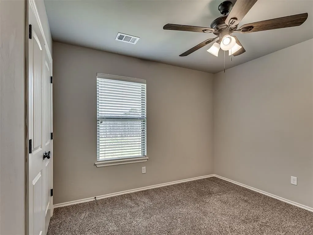 Photo 28 — 13233 SW 3rd Street, Yukon, OK 73099
