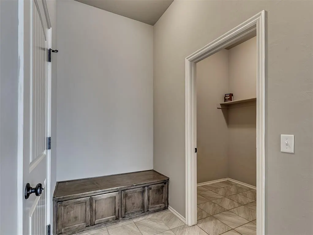 Photo 33 — 13233 SW 3rd Street, Yukon, OK 73099