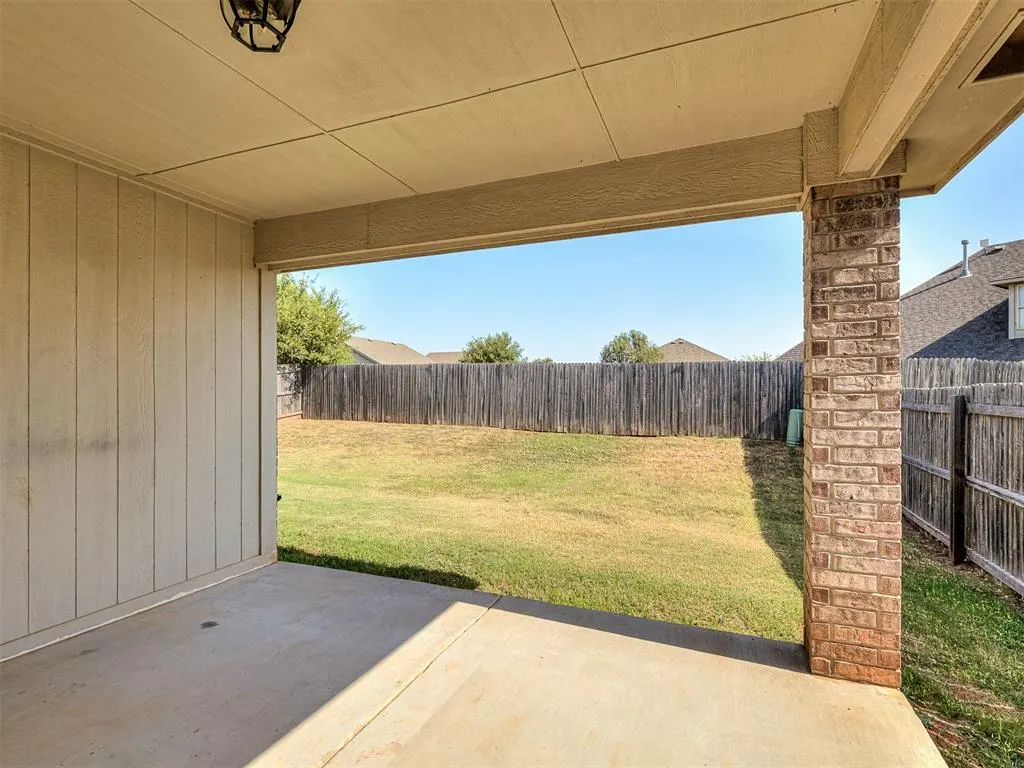 Photo 36 — 13233 SW 3rd Street, Yukon, OK 73099