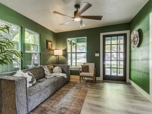 Photo 2 — 625 W Comanche Street, Norman, OK 73069