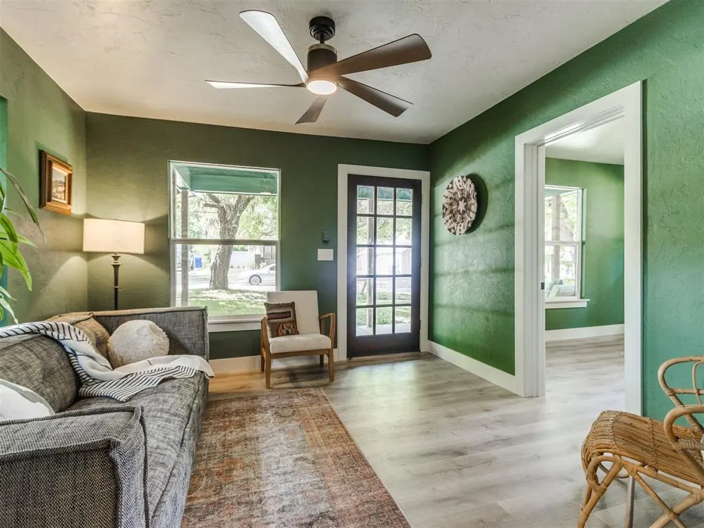 Photo 6 — 625 W Comanche Street, Norman, OK 73069