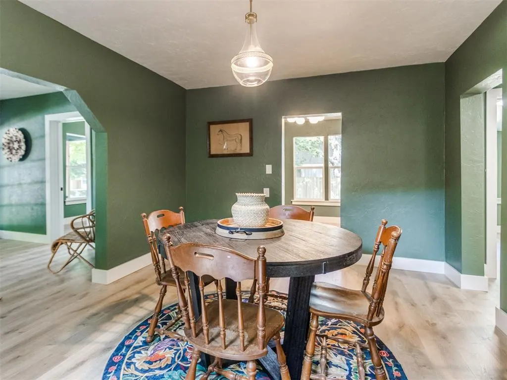Photo 17 — 625 W Comanche Street, Norman, OK 73069