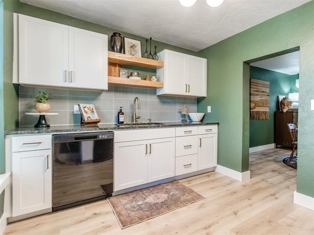 Photo 19 — 625 W Comanche Street, Norman, OK 73069