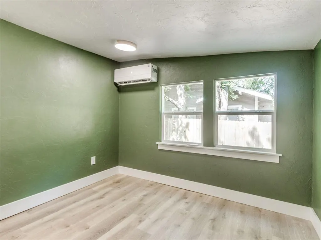 Photo 28 — 625 W Comanche Street, Norman, OK 73069