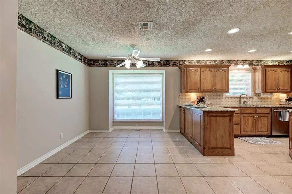 Photo 9 — 6710 E State Highway 9, Norman, OK 73026