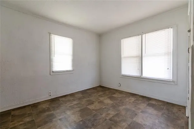 Photo 7 — 1204 W B Avenue, Elk City, OK 73644