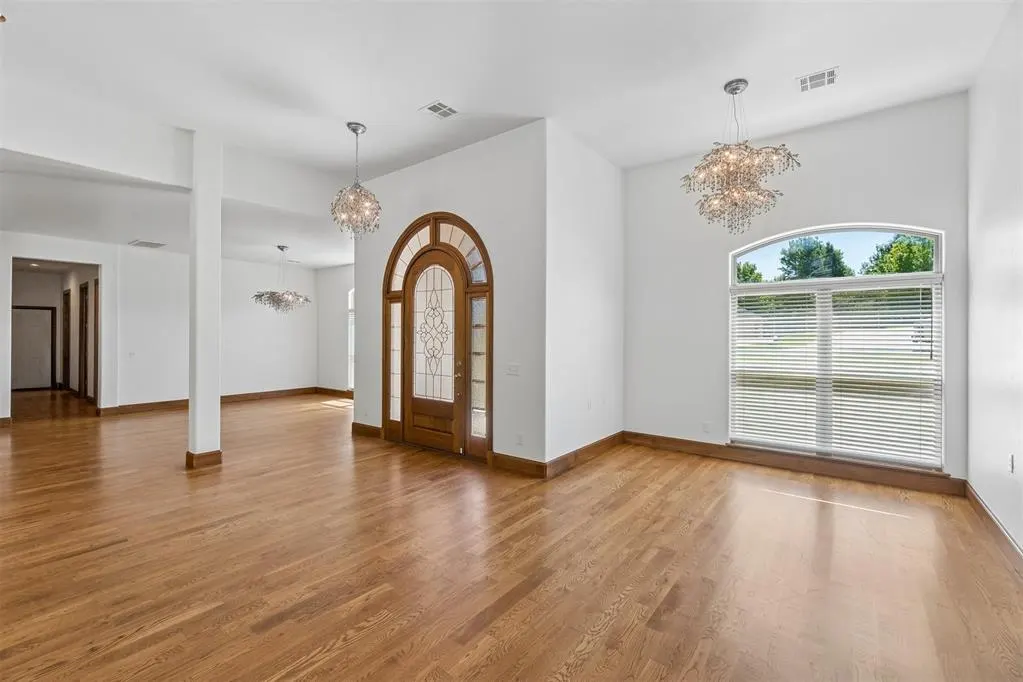 Photo 10 — 18465 N Antler Way, Edmond, OK 73012