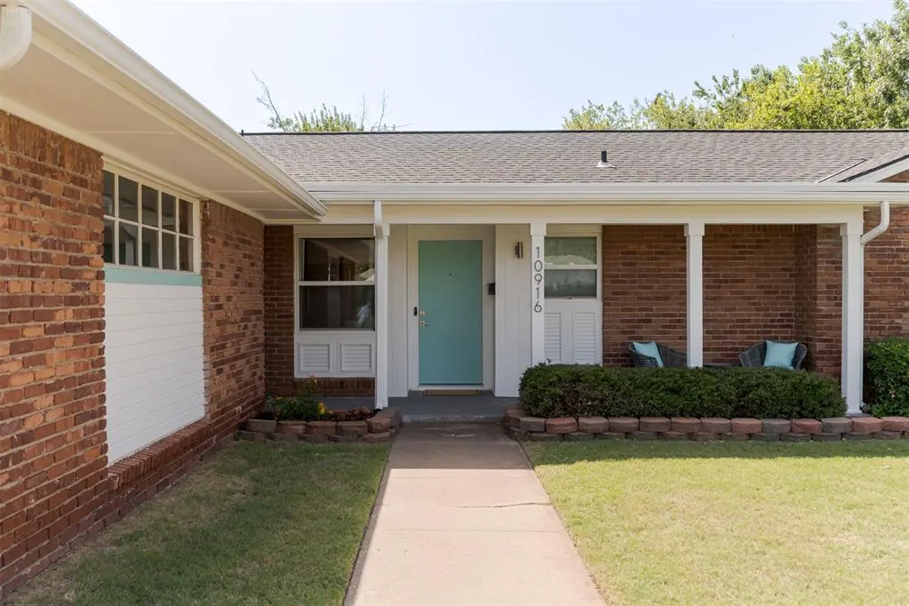 Photo 3 — 10916 N Linn Avenue, Oklahoma City, OK 73120