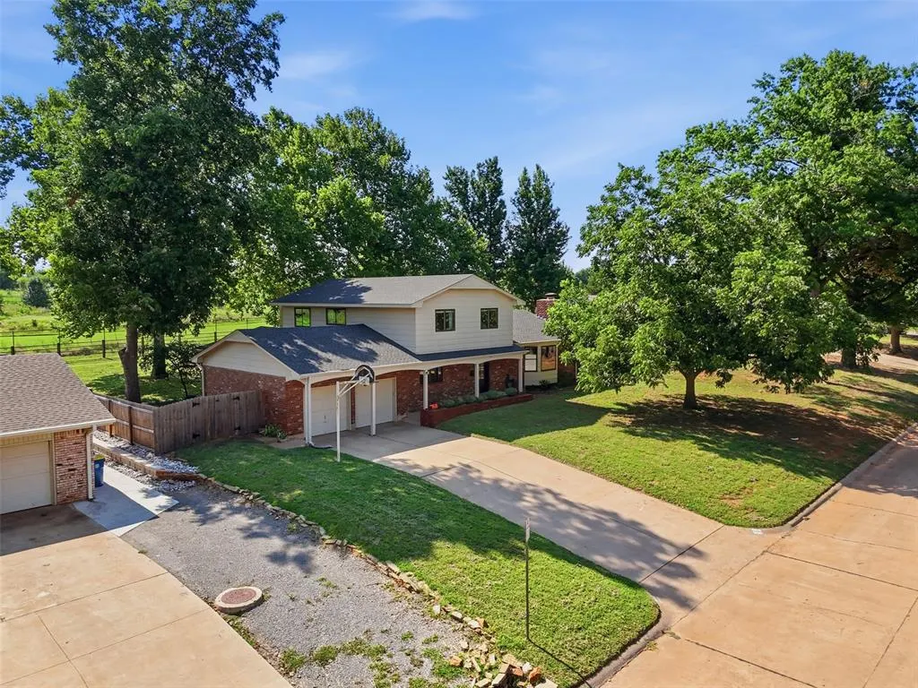 Photo 3 — 1124 N Lincoln Street, Stillwater, OK 74075