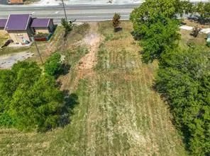 Photo 3 — 1718 S Green Avenue, Purcell, OK 73080