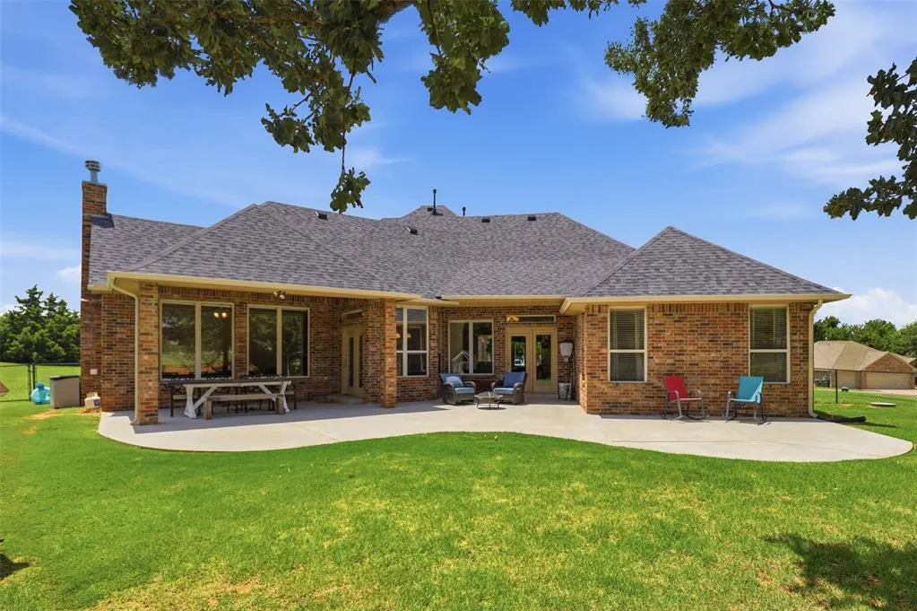 Photo 32 — 8321 Venezia Lane, Edmond, OK 73034