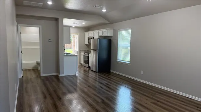 Photo 3 — 713 N elm Street, Seminole, OK 74868