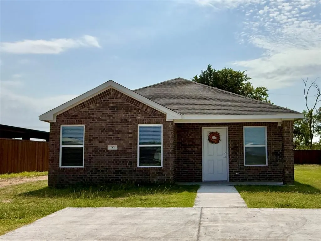 Front exterior — 713 N elm Street, Seminole, OK 74868