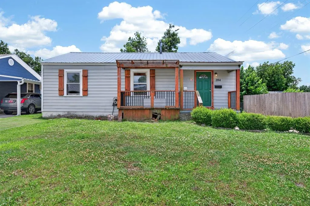 Front exterior — 204 E Fairchild Drive, Midwest City, OK 73110