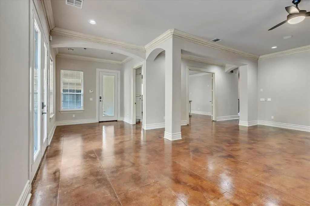 Photo 11 — 14000 Edmond Lake Drive, Jones, OK 73049