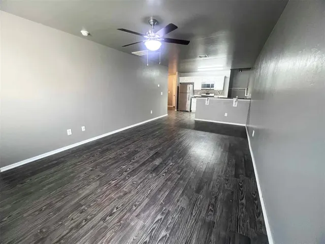 Photo 3 — 2165 Buena Vida Lane, Edmond, OK 73013