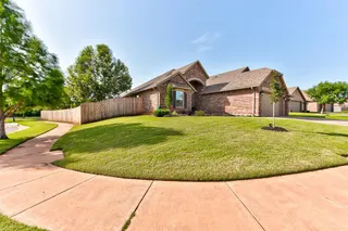 Sold home at 11412 NW 132nd Terrace