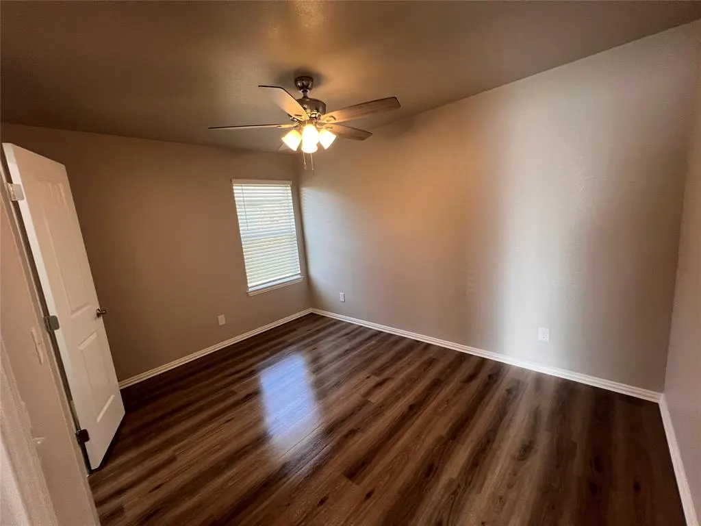 Photo 9 — 724 Elm Street, Seminole, OK 74868
