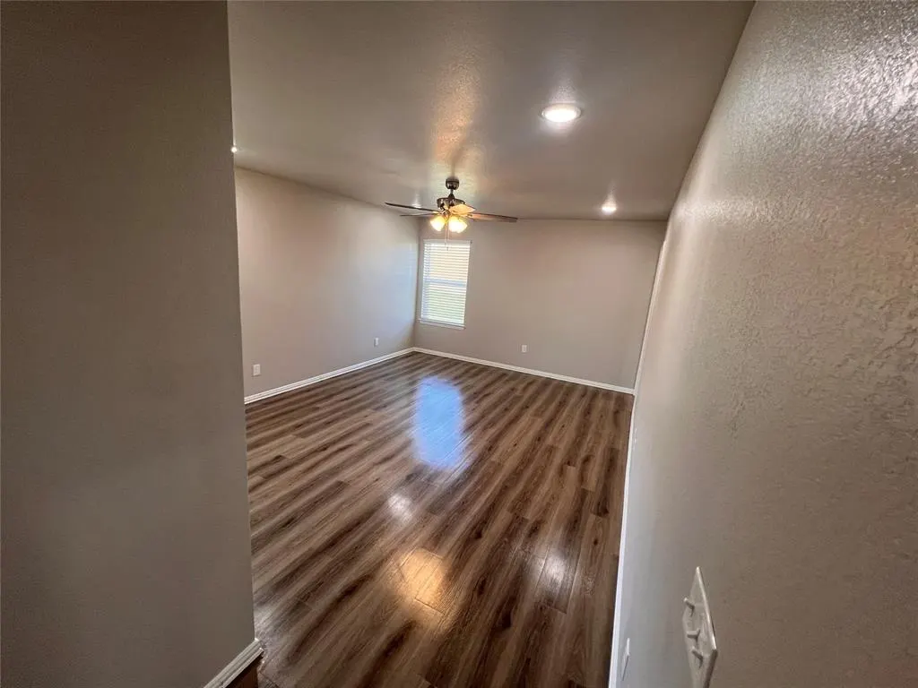 Photo 12 — 724 Elm Street, Seminole, OK 74868