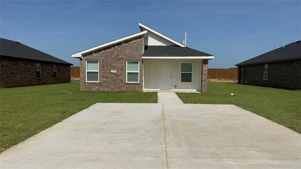 Photo 23 — 724 Elm Street, Seminole, OK 74868