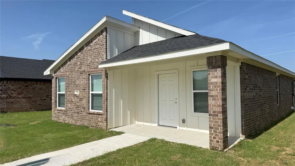 Photo 24 — 724 Elm Street, Seminole, OK 74868