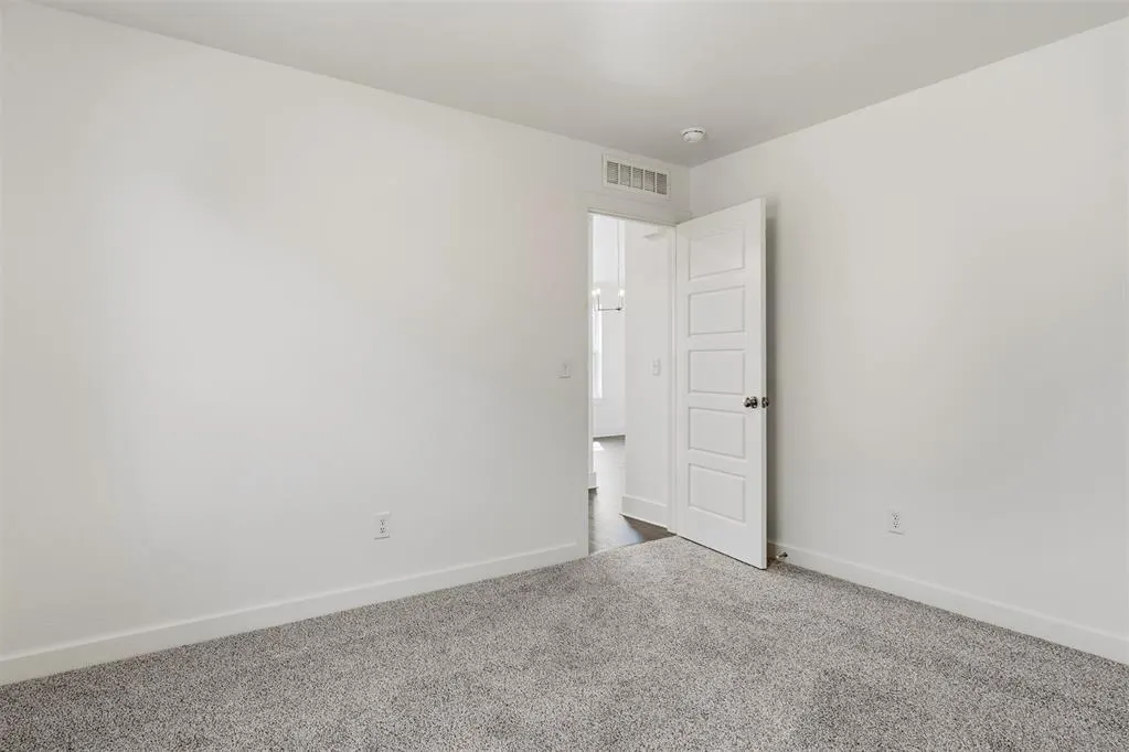 Photo 17 — 16212 Wolf Creek Way, Oklahoma City, OK 73170