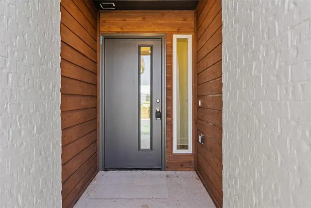 Photo 3 — 16212 Wolf Creek Way, Oklahoma City, OK 73170