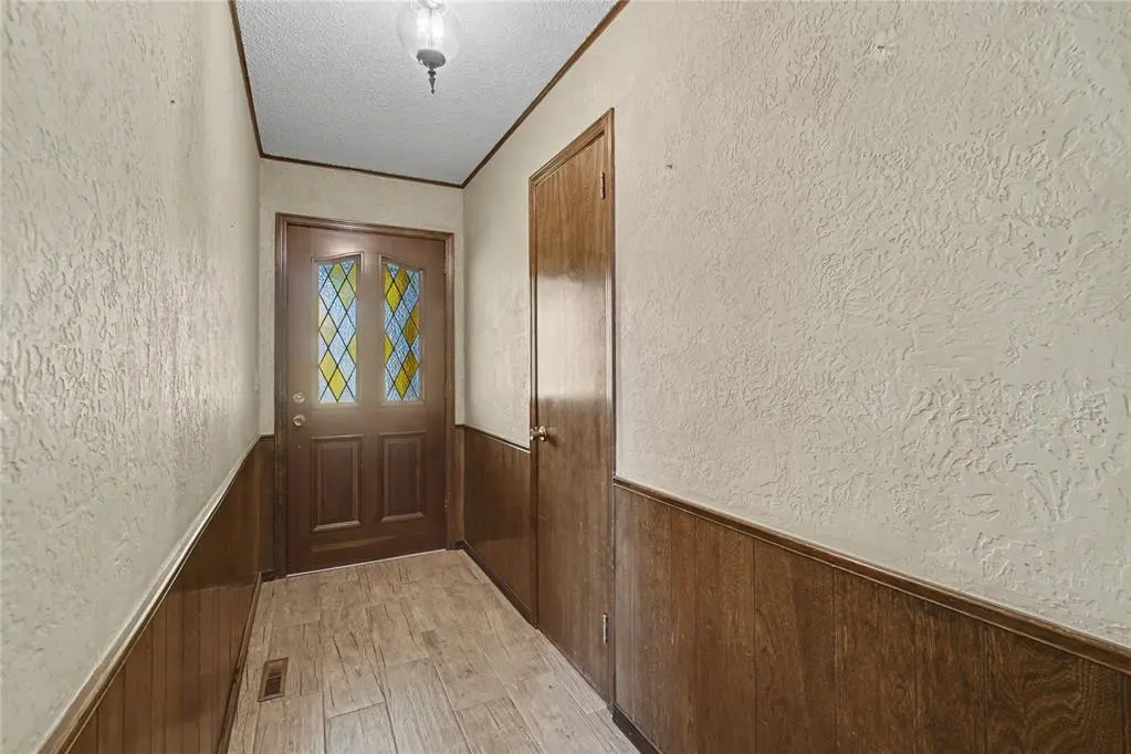 Photo 7 — 123 W Quail Drive, Cordell, OK 73632