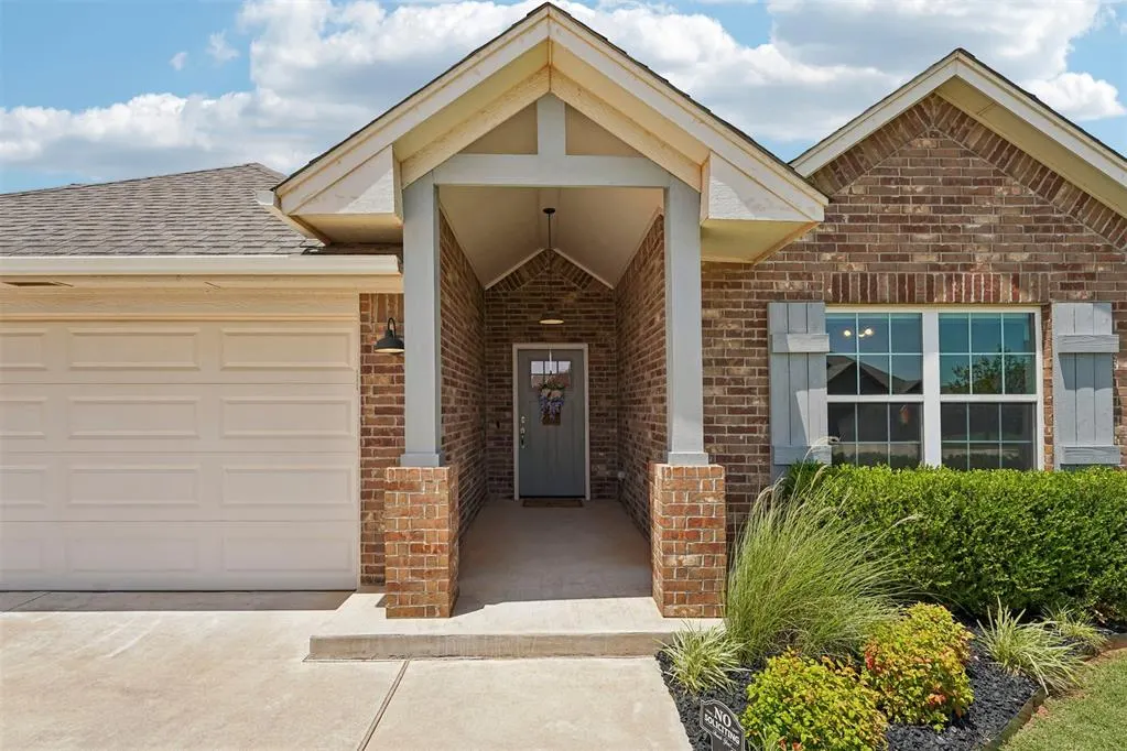 Photo 3 — 3509 Shutter Ridge Drive, Yukon, OK 73099