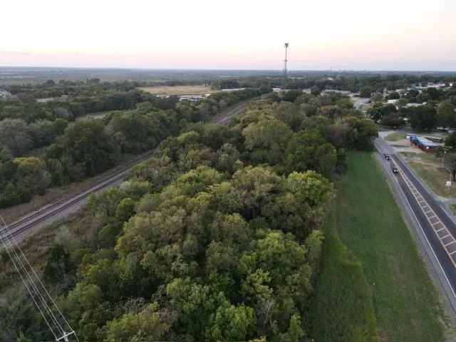 Photo 3 — 0 S S Us Highway 77 Highway, Noble, OK 73068