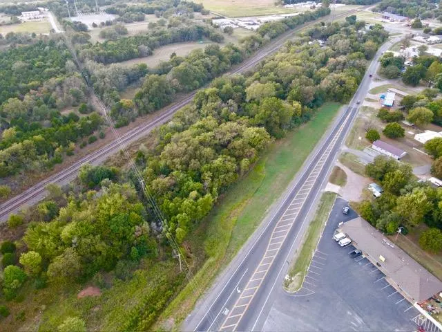 Photo 8 — 0 S S Us Highway 77 Highway, Noble, OK 73068