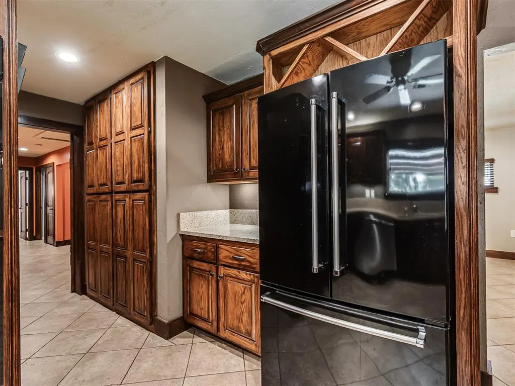 Photo 15 — 1625 N Union Avenue, Shawnee, OK 74804