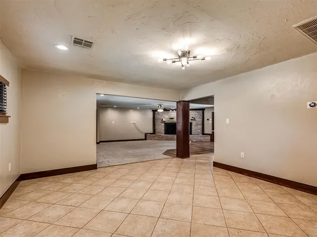 Photo 8 — 1625 N Union Avenue, Shawnee, OK 74804