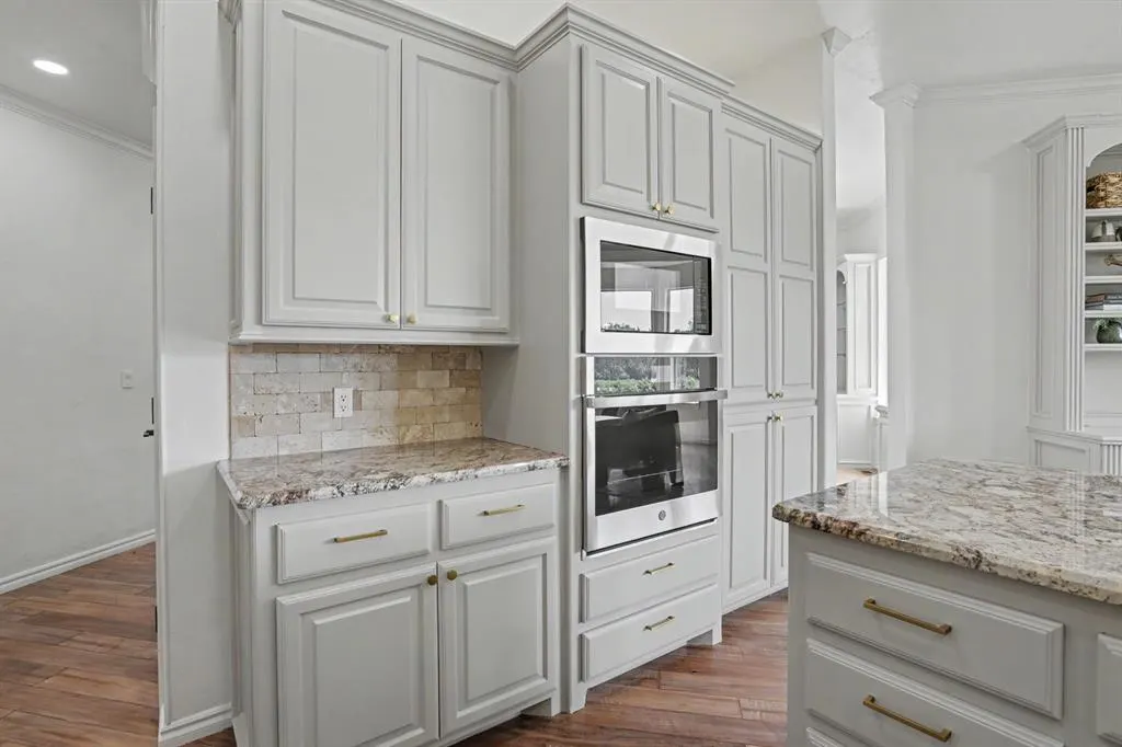 Photo 6 — 3808 Woodshadow Road, Edmond, OK 73003