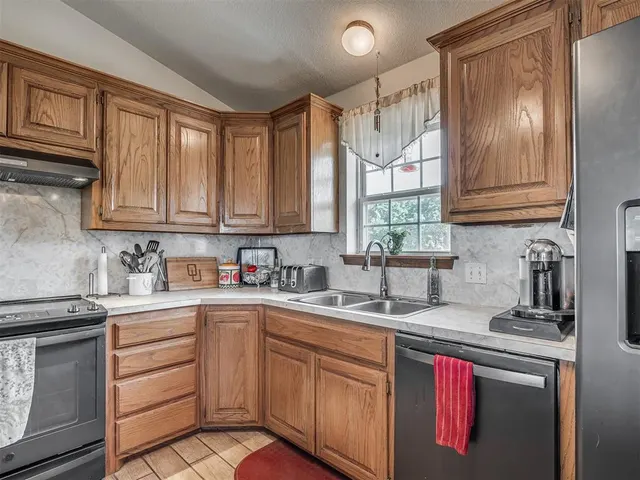 Photo 5 — 870756 S 3460 Road, Chandler, OK 74834