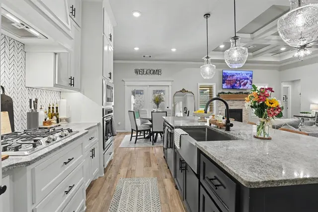 Photo 7 — 8201 Lambert Way, Edmond, OK 73034